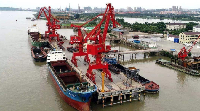 包头概述露天料场港口封闭问题的实行方法